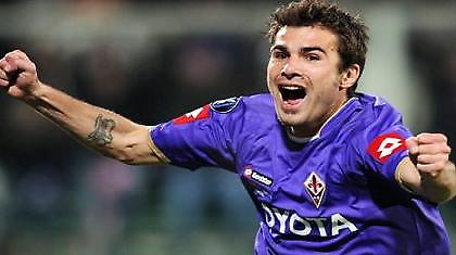 Πιστός στη Φιορεντίνα ο Μούτου