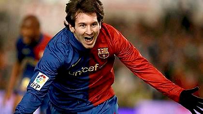 Τρέχει με...100