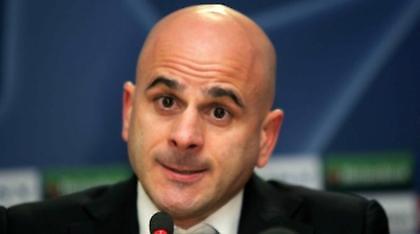 Τι γίνεται ρε παιδιά με προπονητή;