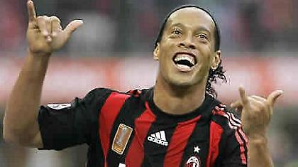 Ροναλντίνιο: «Δεν πάω στην Μάντσεστερ Σίτι»