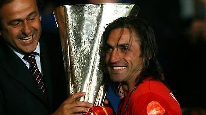 Στη «σύνταξη» ο Χάβι Ναβάρο