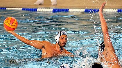 Στα ημιτελικά η ΝΕΠ