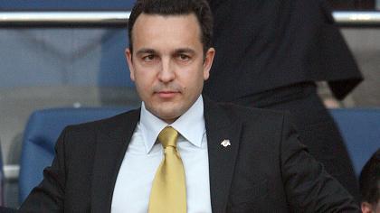 Θανόπουλος: «Δεν πουλάμε τη σημαία μας»!