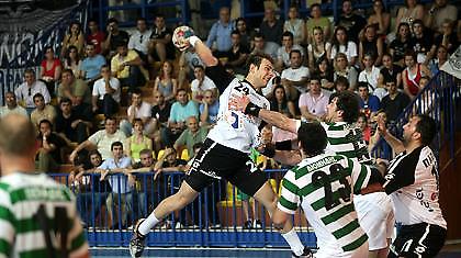 «Μύρισε» τίτλος στη Μίκρα…