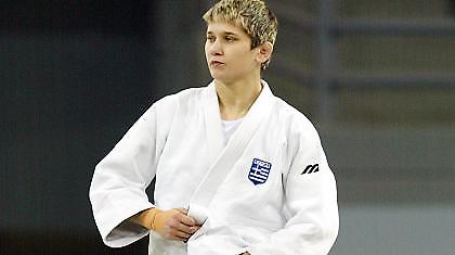 Πτώση δύο θέσεων για Μπουκουβάλα