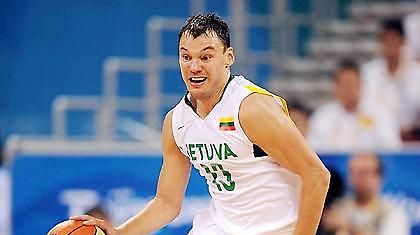 Εκτός Ευρωμπάσκετ ο «Σάρας»