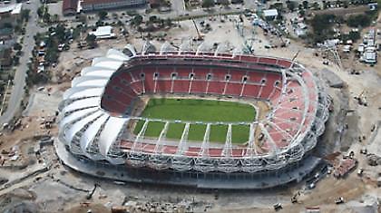 Έτοιμο το πρώτο γήπεδο για το 2010