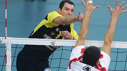 Ανανεώνουν τρεις στην ΑΕΚ