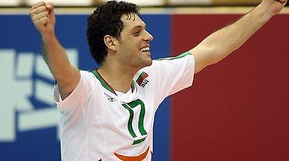 Το γυρνάει στην πολιτική ο Πλάμεν Κονσταντίνοφ