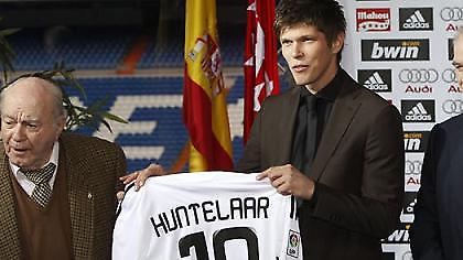 «Δεν φεύγει από τη Ρεάλ ο Χούντελααρ»!