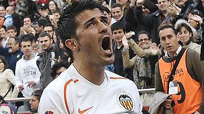 Καλύτερη πρόταση η Τσέλσι αλλά «κλωτσάει» ο Βίγια