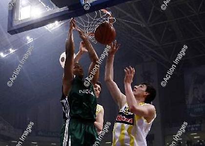 Aλλάζει εθνική φανέλα…