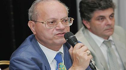 Γιαννακόπουλος: «Δεν μπορώ να έχω 17 τμήματα μόνος μου»