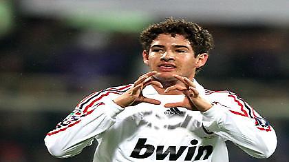 Πάτο: «Δε φεύγω»