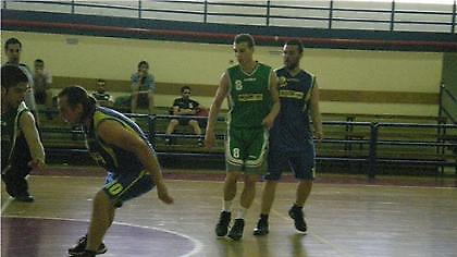 8 ομάδες για μία θέση!