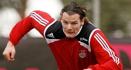 Βαν Μπούιτεν: «Μένω στην Μπάγερν»