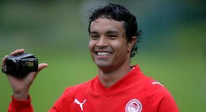 Εσείς ρωτάτε, ο Ντουντού απαντά…