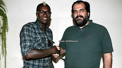 Ψάχνει νέα «βόμβα» ο Πατέρας!