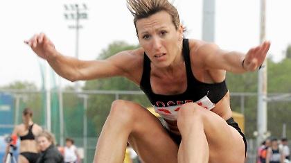 Τραυματίστηκε η Δεβετζή!