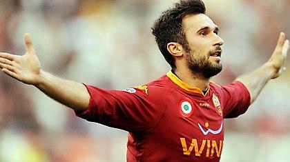 Αγγλικές “σειρήνες” για Βούτσινιτς