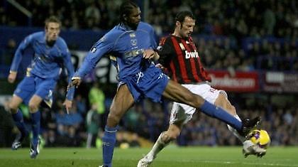 Συνεχίζει στην Πόρτσμουθ ο Κανού