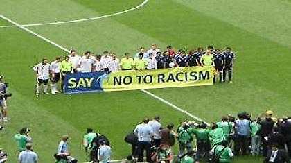 Διακοπή λόγω ρατσισμού