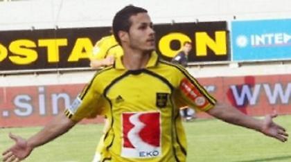 ΑΡΗΣ: Ανανεώνει ο Κάλβο