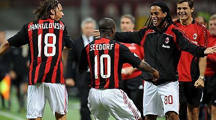 Αδιαφορεί για την μεταγραφή του Κακά, ο Ροναλντίνιο