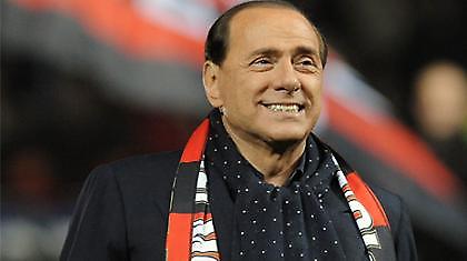 Μπερλουσκόνι: «Δεν γίνεται να αγοράσουμε με αυτά τα ποσά»