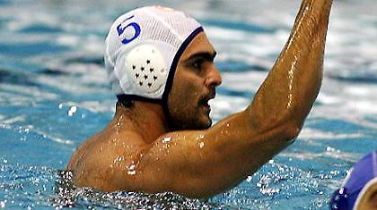 Για πάντα στο λιμάνι ο Χατζηθεοδώρου!