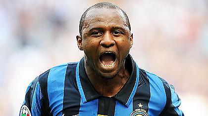 «Βόμβα» με Βιεϊρά