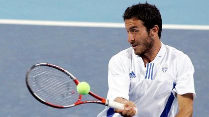 Στην κορυφή ο Μαζαράκης