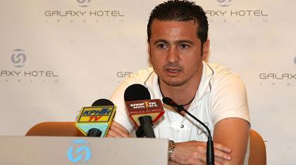 Μαχλάς: «Το καρπούζι και το μαχαίρι στον Βατσινά»