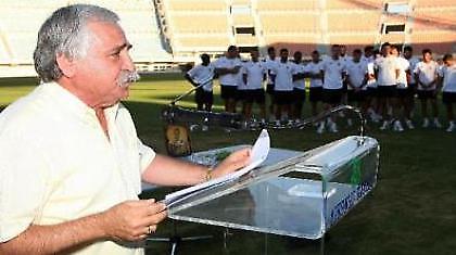 Παπουτσάκης: «Ο Ογκουνσότο, ό,τι χειρότερο έχω αντιμετωπίσει»