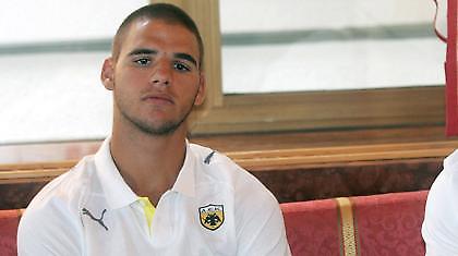 Ταχτσίδης: «Θέλω να μείνω…»