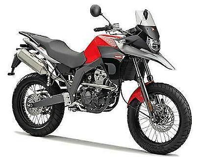 Η Piaggio Hellas A.E. αντιπροσωπεύει τις Derbi