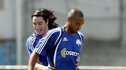 «Χρυσάφι» στα πόδια τους!