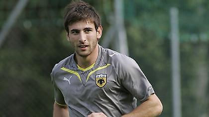 Καράμπελας: «Τιμή η φανέλα της ΑΕΚ»