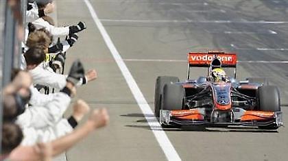 Νικητής ο Χάμιλτον