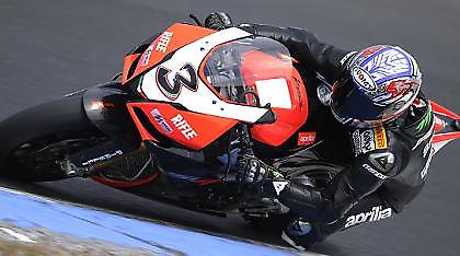 Νίκη για Biaggi-Aprilia