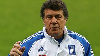 Το μπαλάκι στην ΕΠΟ από τον Ότο