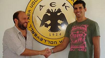 Και ο Καρυπίδης στα κίτρινα