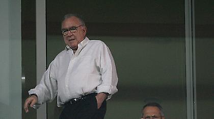 Γιατί δεν γράφω για μεταγραφές;