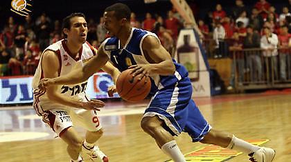 Θέλει Γκρέις το Περιστέρι