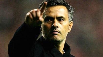 Μουρίνιο: «Καμία επαφή για Βιεϊρά»