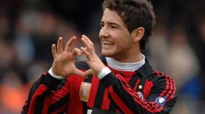Απάντηση της Μίλαν για Πάτο!