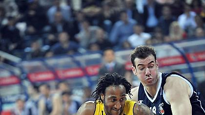 A1: Στα κυανέρυθρα ο Χαριτόπουλος