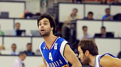 Τεόντοσιτς: «Χαίρομαι που θα μείνω στον Ολυμπιακό»