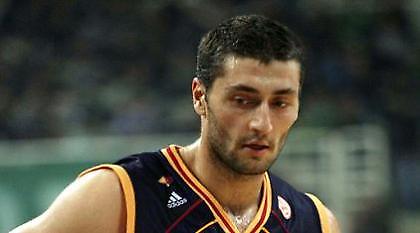 Α1: Εξετάζει Μαρμαρινό η ΑΕΚ