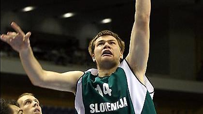 Πάει για το «μπαμ» με Σλόκαρ ο Πανιώνιος